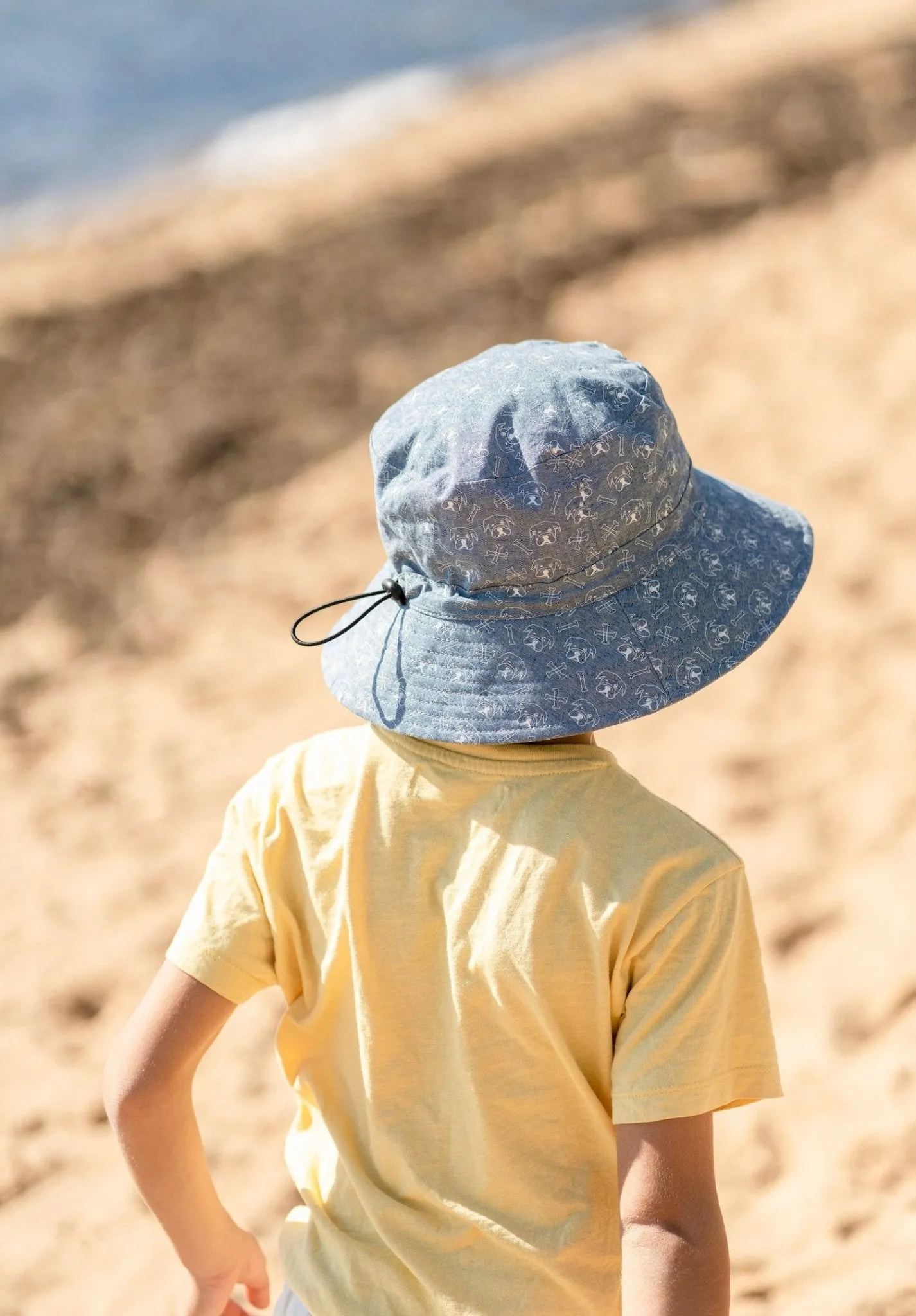 Bulldog Wide Brim Bucket Hat