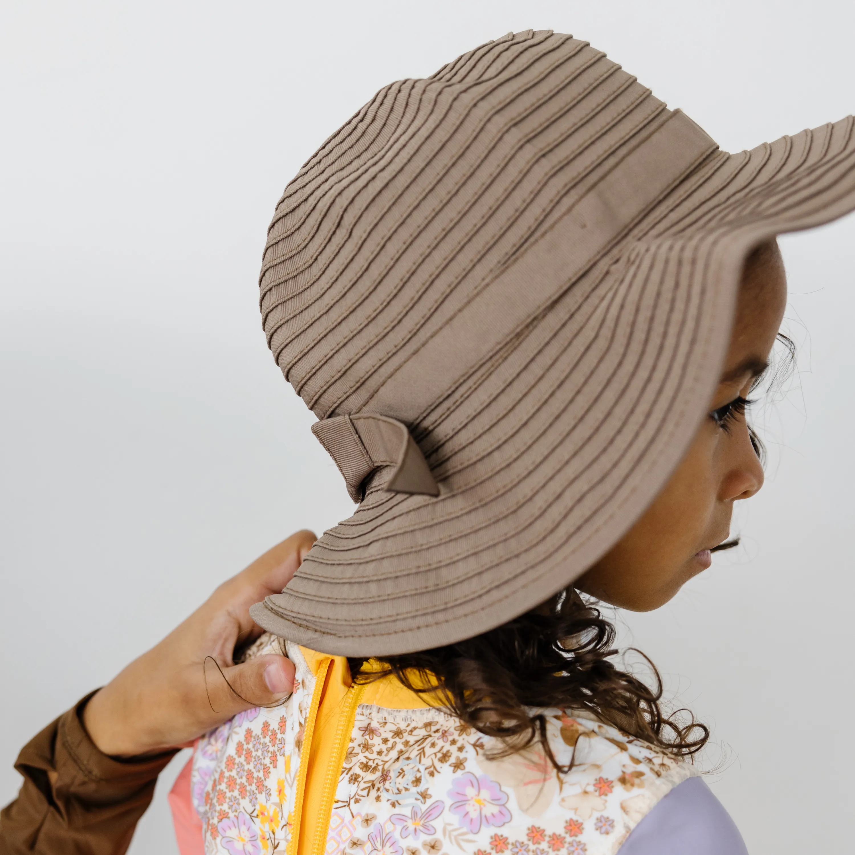 Girls Wide Brim Sun Hat - Brown